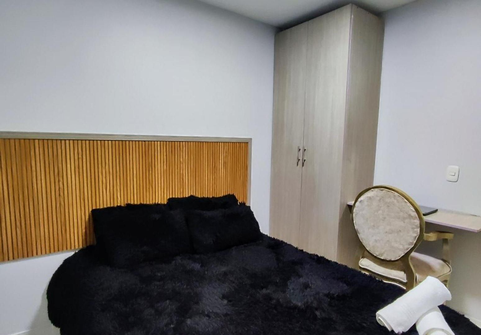 Apartamento 2005 *